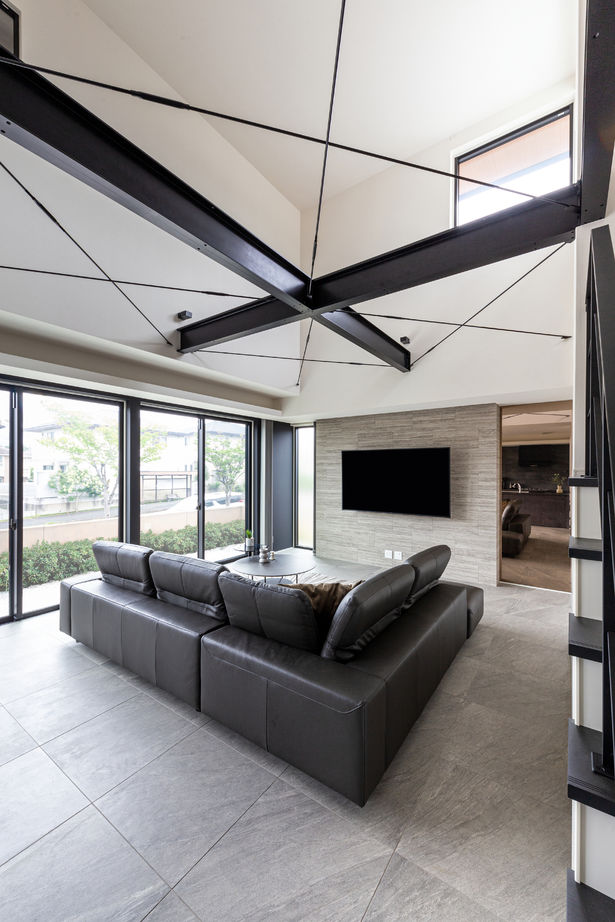 ダイワハウス 【40坪/夫婦＋子ども1人＋犬/間取り図あり】　鉄骨梁が映える吹き抜けリビングの家　写真10点掲載の建築実例画像4