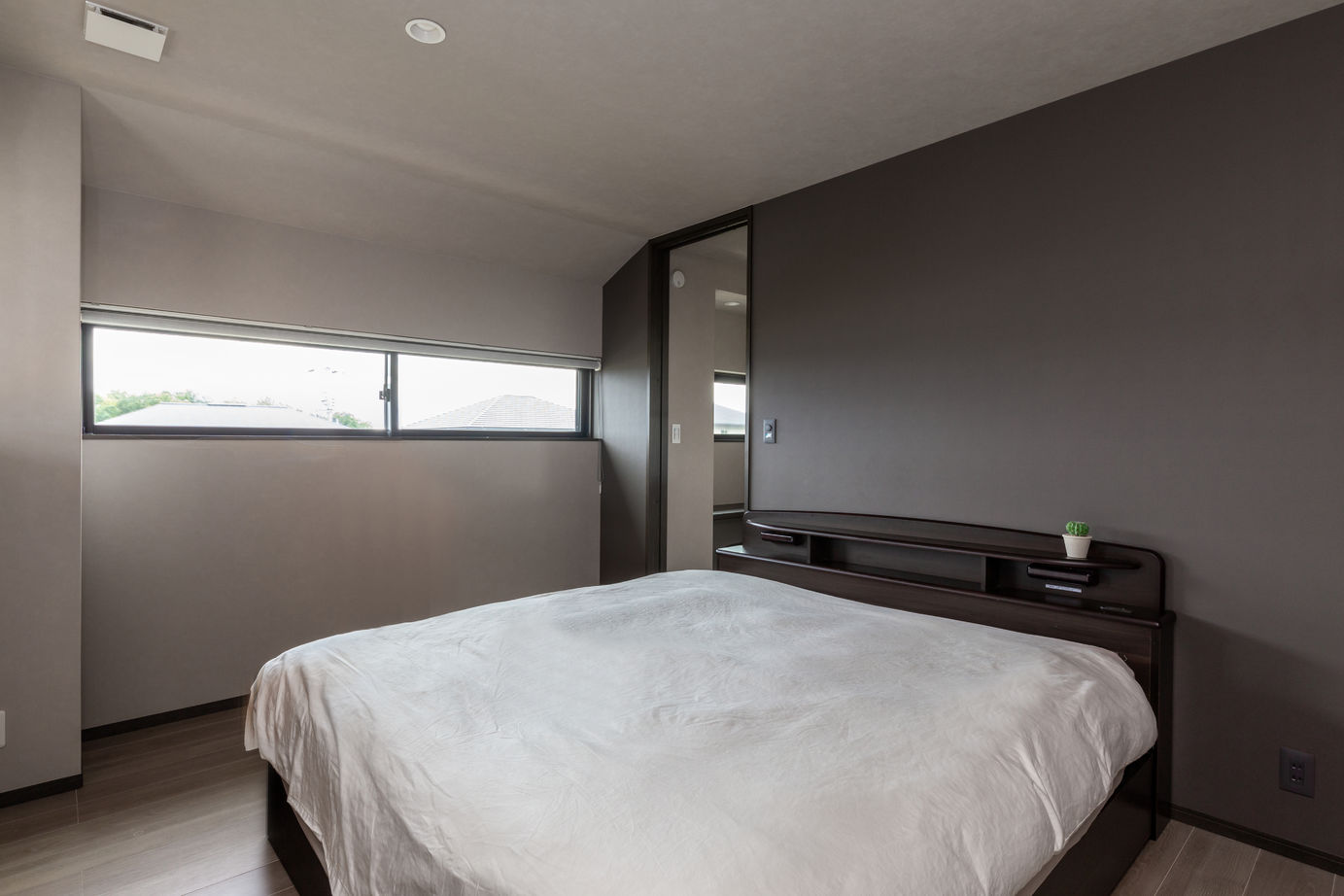 ダイワハウス 【40坪/夫婦＋子ども1人＋犬/間取り図あり】　鉄骨梁が映える吹き抜けリビングの家　写真10点掲載の建築実例画像7