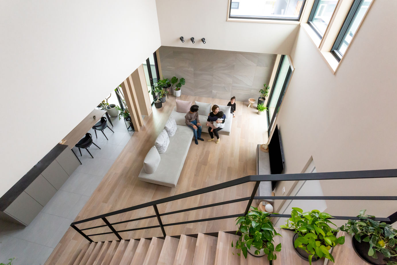 ダイワハウス 【53坪/夫婦＋子ども2人】　階段ライブラリーがあるジャパンディスタイルの家　写真8点掲載の建築実例画像3