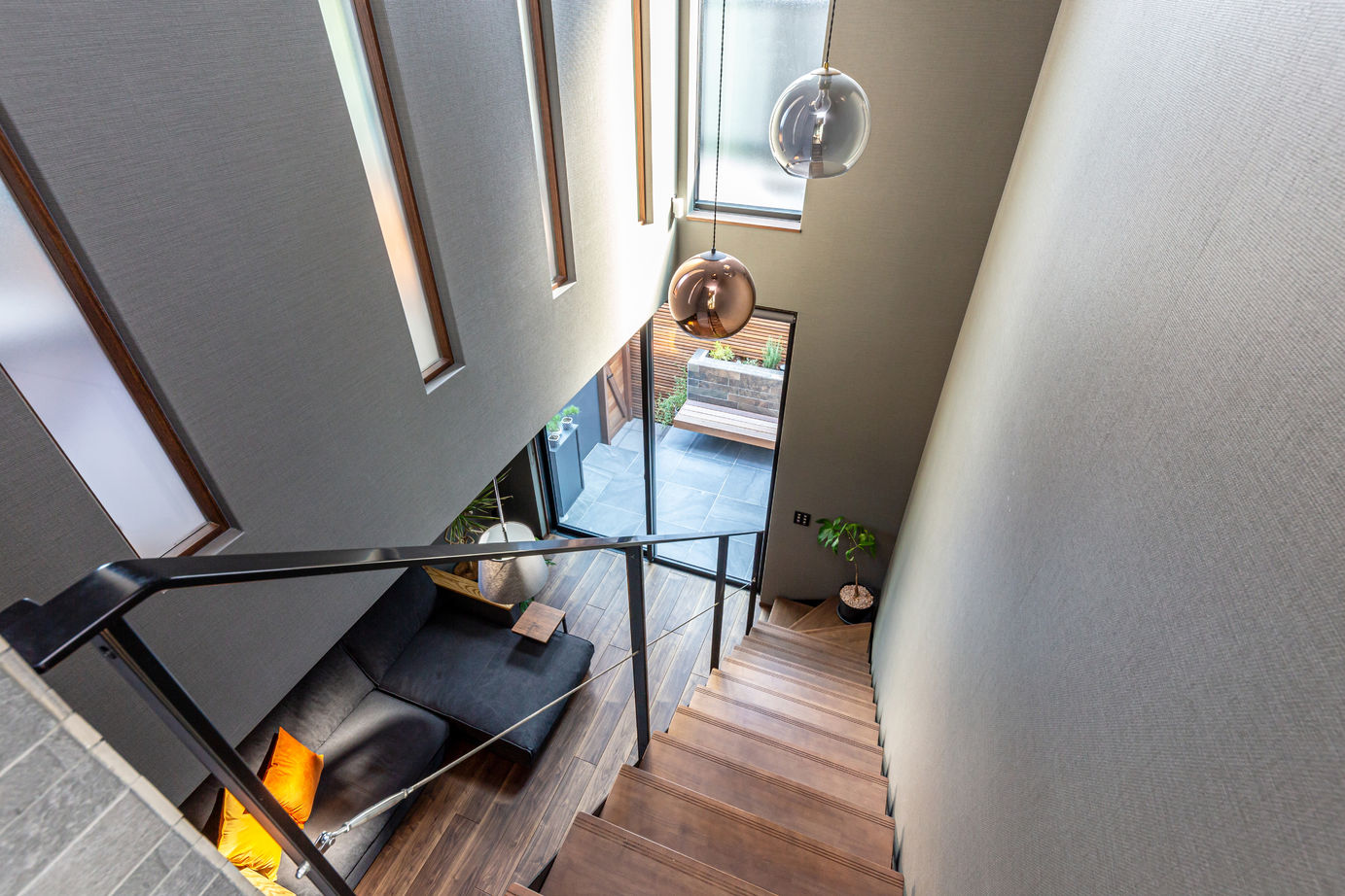 ダイワハウス 【52坪/2人暮らし/間取り図あり】　友人が集う隠れ家バーのような家　写真10点掲載の建築実例画像4