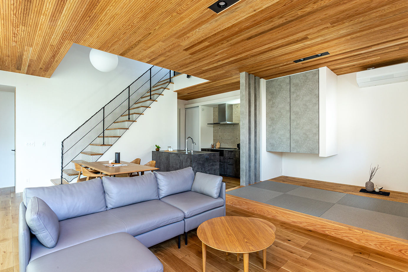 ダイワハウス 【36坪/夫婦＋子ども2人/間取り図あり】庭に笑顔が通い家族がつながる家　写真10点掲載の建築実例画像2