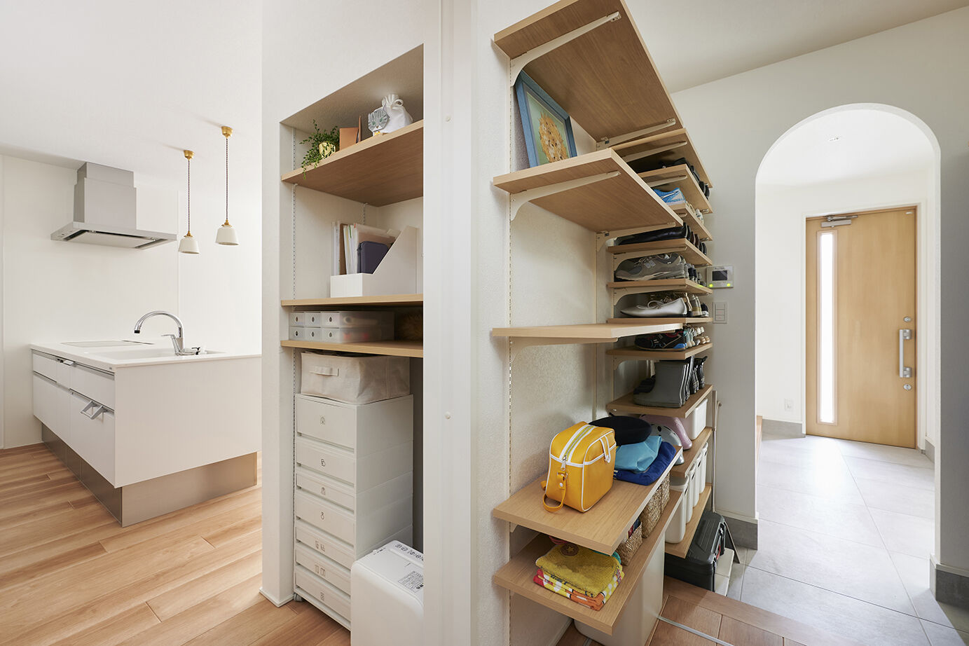 ダイワハウス 【29坪/夫婦＋子ども2人/間取り図あり】シンプルが心地良く暮らしに馴染む住まい　写真10点掲載の建築実例画像4