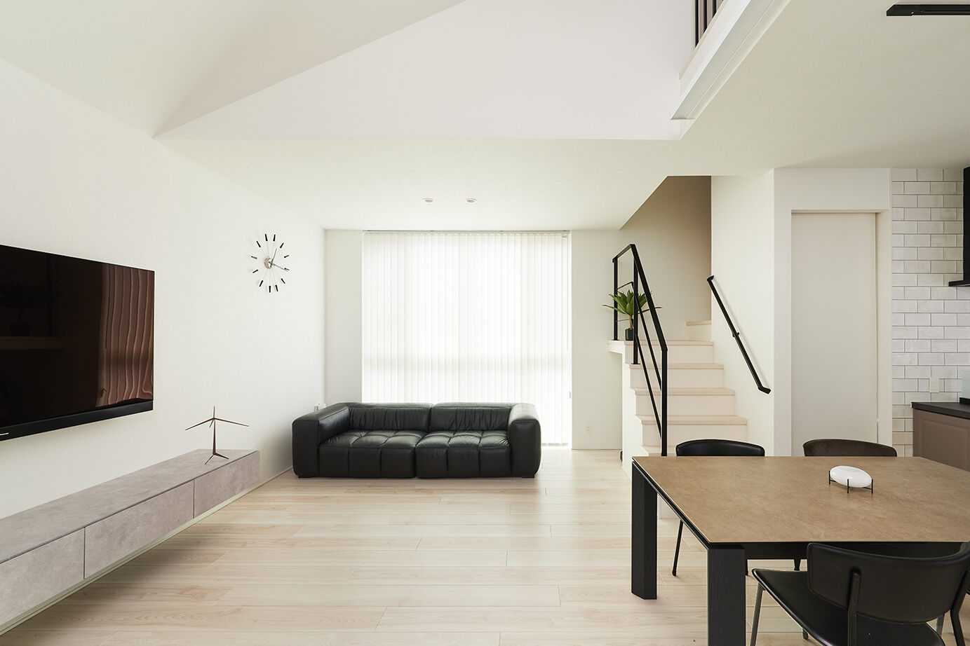 ダイワハウス 【54坪/夫婦＋子ども3人/間取り図あり】勾配天井とロフトで遊び心をプラスした家　写真10点掲載の建築実例画像2