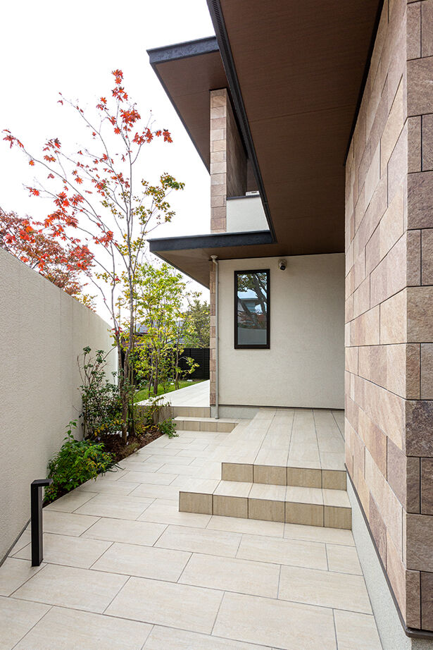 ダイワハウス 【69坪/夫婦＋子ども1人】美しい街景に溶け込む2階リビングの住まい　写真10点掲載の建築実例画像8