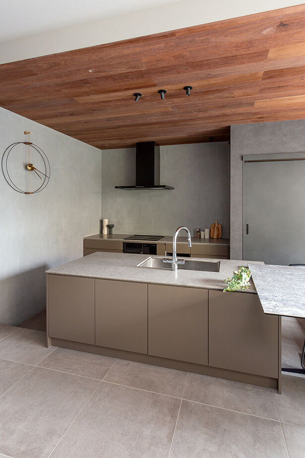 ダイワハウス 【34坪/本人＋子ども1人/間取り図あり】素材の陰影が光を美しく魅せる家　写真10点掲載の建築実例画像4