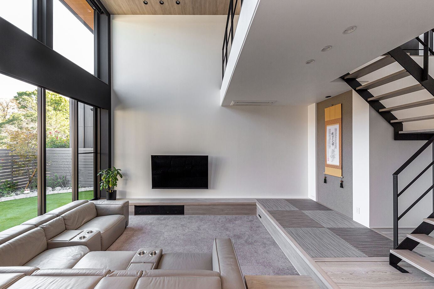 ダイワハウス 【48坪/夫妻＋子ども3人/間取り図あり】風景を分かち合いつながりを深める住まい　写真10点掲載の建築実例画像2