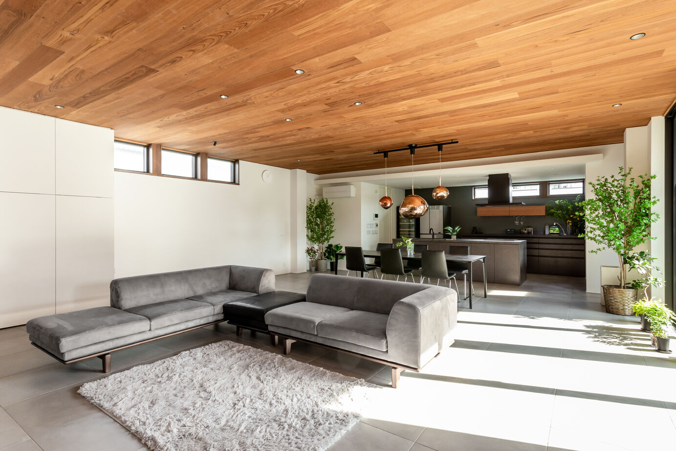 ダイワハウス 【152坪/夫婦＋子ども２人】小さな居場所が大空間でつながる事務所併用住宅　写真10点掲載の建築実例画像3