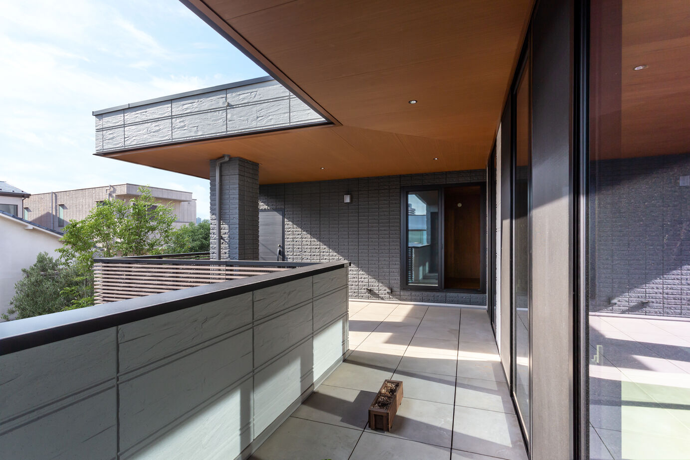 ダイワハウス 【152坪/夫婦＋子ども２人】小さな居場所が大空間でつながる事務所併用住宅　写真10点掲載の建築実例画像9