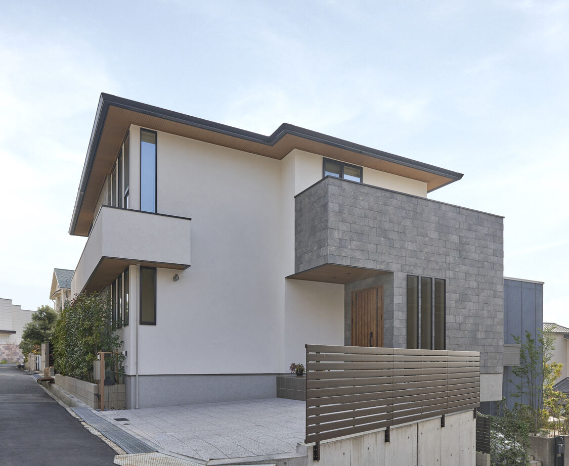 ダイワハウス 【84坪/夫婦＋親】木肌の温もりに包まれる邸宅　写真9点掲載の建築実例画像2