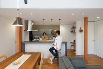 アルネットホーム 【間取り有】「デッキや庭で仲間とBBQ!」平屋風2階建てを実現し、自然を感じながら愛猫との暮らしを楽しむの建築実例画像4