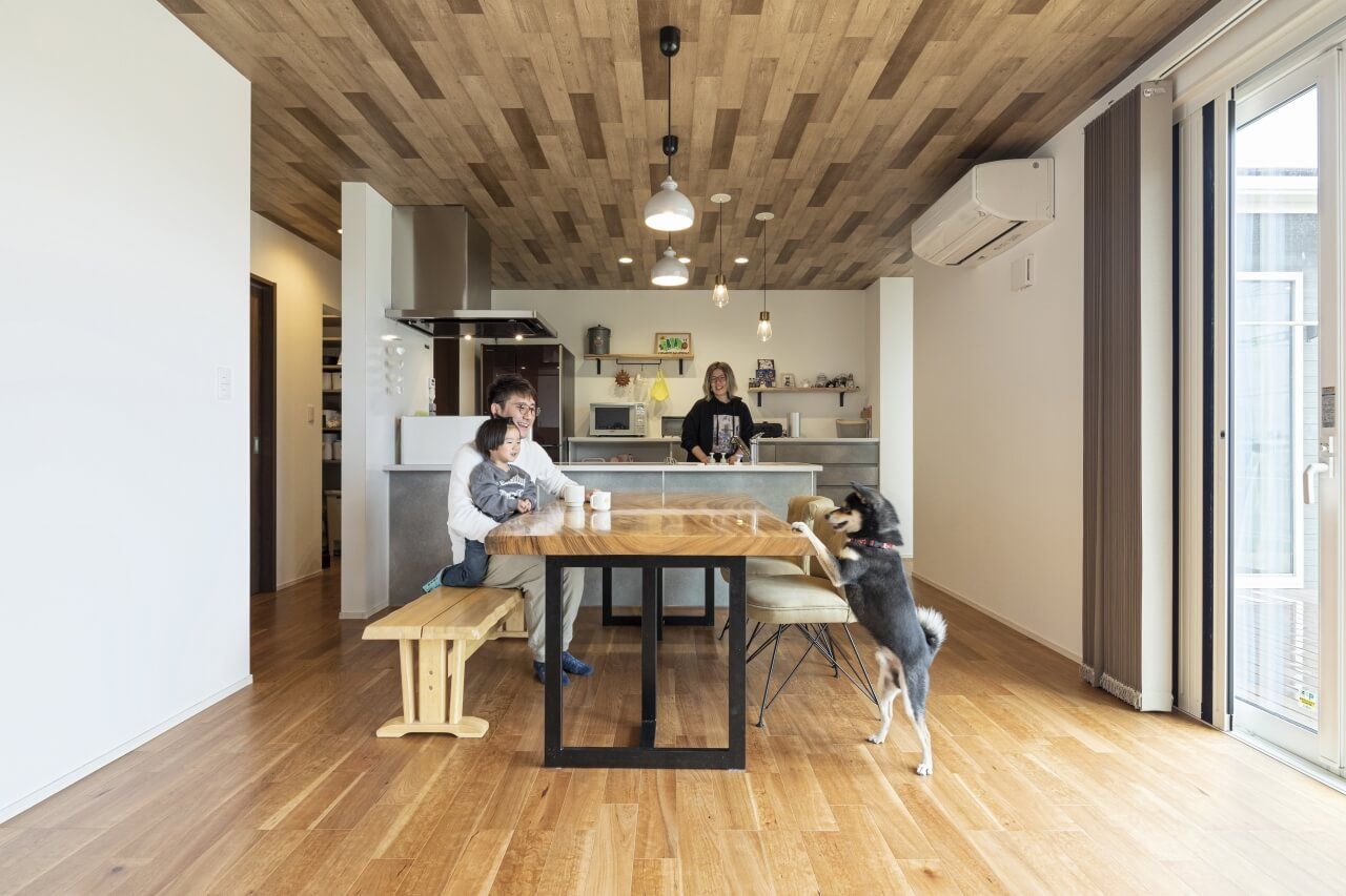 アルネットホーム 【邑楽郡/3LDK/32.5坪/平屋/家事動線/土間収納/ドッグラン】愛犬と子どもが走り回るスムーズな家事動線平屋の建築実例画像3