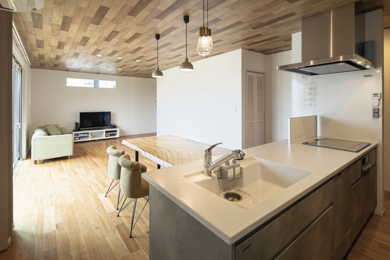 アルネットホーム 【邑楽郡/3LDK/32.5坪/平屋/家事動線/土間収納/ドッグラン】愛犬と子どもが走り回るスムーズな家事動線平屋の建築実例画像4