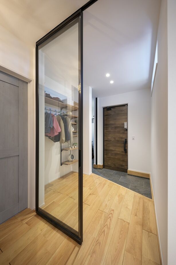 アルネットホーム 【間取り有】平屋＋スキップフロアの1.5階建ての家。子どもに目が届く安心立体空間の建築実例画像5