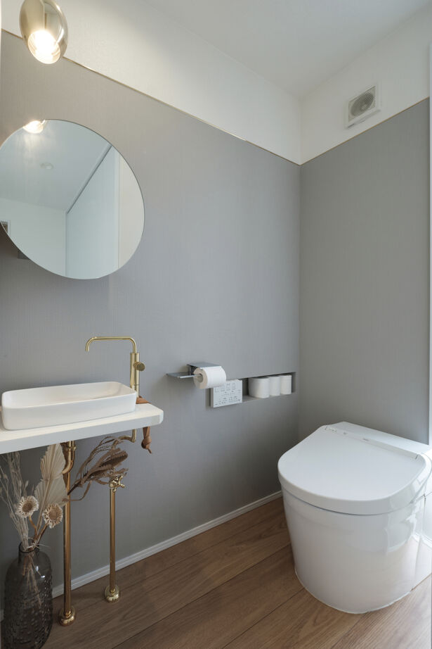 アルネットホーム 【間取り有】ウッドデッキで繋がるコの字型ホワイトハウスの建築実例画像10