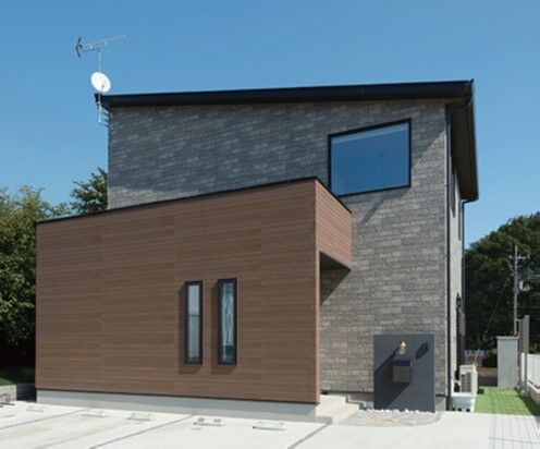 アルネットホーム 【間取り有】猫も人もあたたかく包むやさしい極暖の家の建築実例画像1