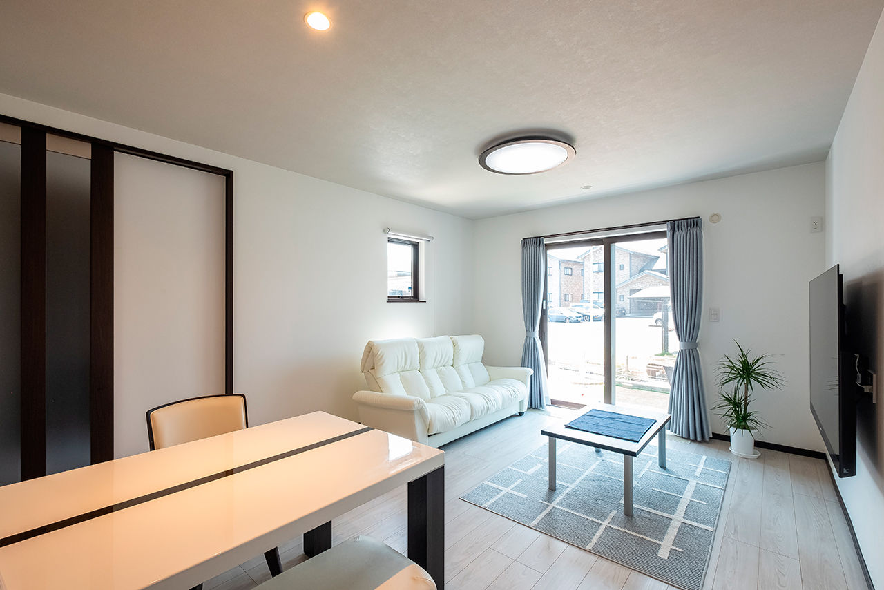 イデキョウホーム(富士市/富士宮市/沼津市) 【富士市/4000万円台】屋上庭園でアウトドアを満喫！心地いい距離感で暮らせる完全分離二世帯住宅の建築実例画像4