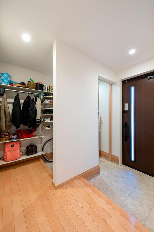 イデキョウホーム(富士市/富士宮市/沼津市) 【間取り有/2000万円台前半/平屋】LDKと水回りの回遊動線が便利！プライバシー確保されたパティオのある家の建築実例画像9