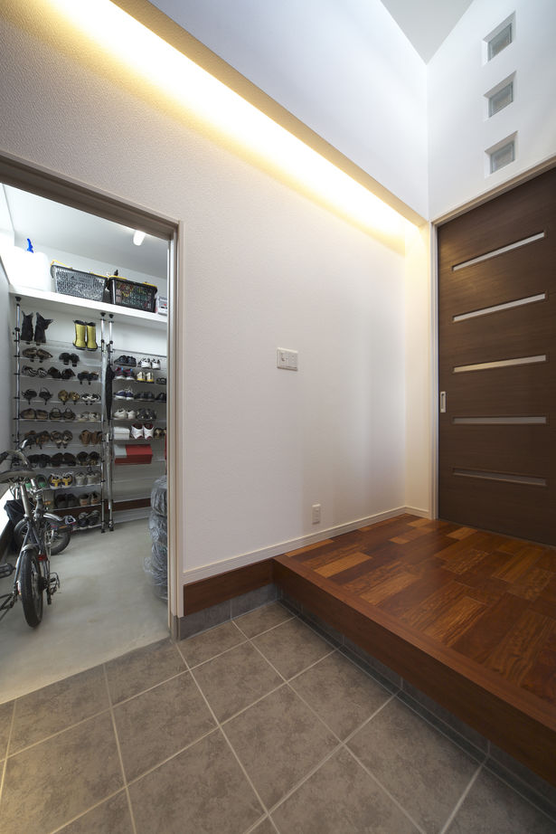 三昭堂 【愛知県/平屋/吹き抜け/ロフト】勾配天井で空間の広さを演出。将来にわたり住みやすい間取りに大満足の建築実例画像3