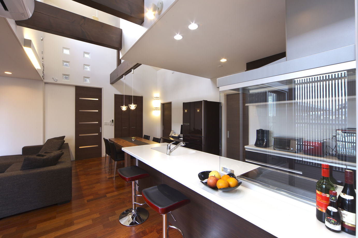 三昭堂 【愛知県/平屋/吹き抜け/ロフト】勾配天井で空間の広さを演出。将来にわたり住みやすい間取りに大満足の建築実例画像8