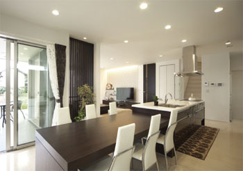 三昭堂 広くて機能的でお洒落に 新婚夫婦の理想も予算内解決の建築実例画像3