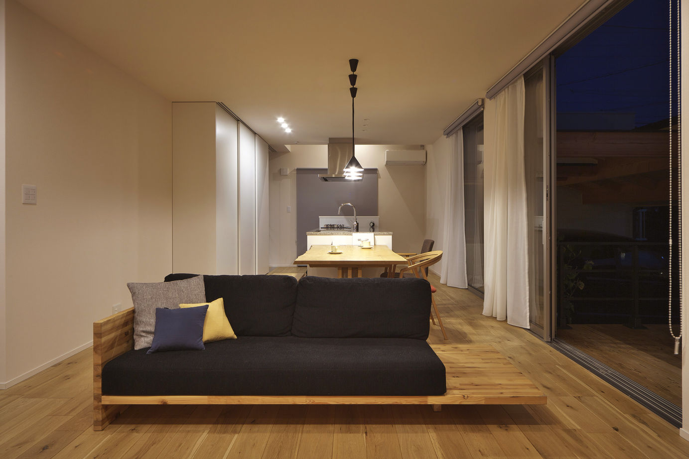 三昭堂 【春日井市/町屋風】舞台裏のような物が隠せる場所がいっぱい！収納充実で住みやすい間取り実例の建築実例画像10