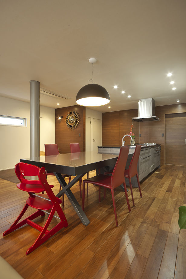 三昭堂 【名古屋市/建物間口６ｍ】住宅が立ち並ぶ都市部に建てた実例。長い敷地特徴を活かした住みやすい間取りの建築実例画像7