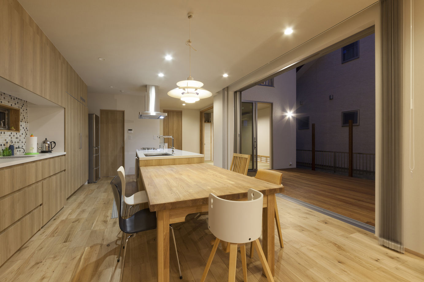 三昭堂 【一宮市/収納/回遊動線】アイデア満載の提案力で住みやすい間取りに。プライバシーを考慮したコの字型実例の建築実例画像9