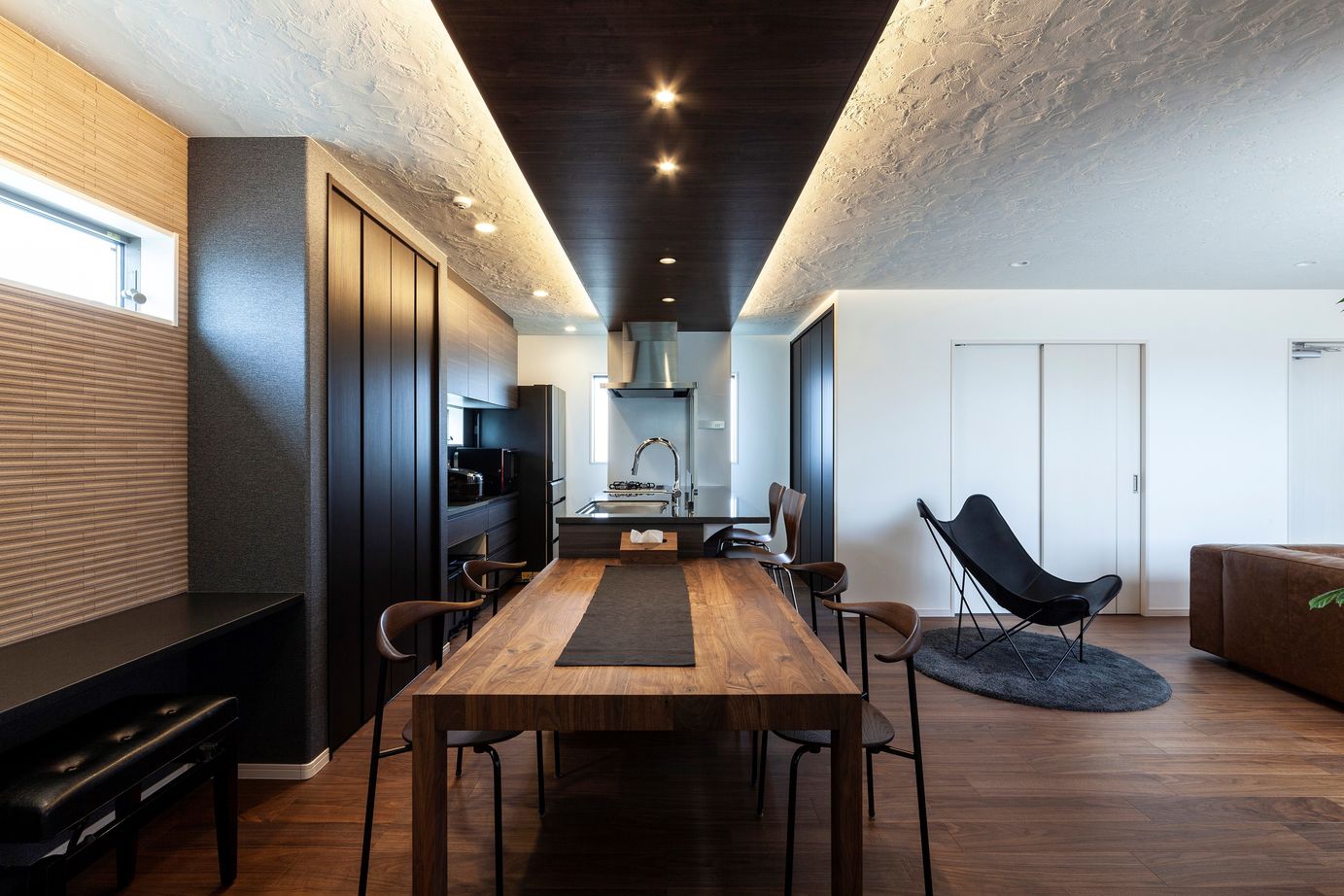 三昭堂 【名古屋市/３階建て】1階は両親が平屋感覚で過ごせる間取りに。二世帯住宅の工夫が満載の実例の建築実例画像3