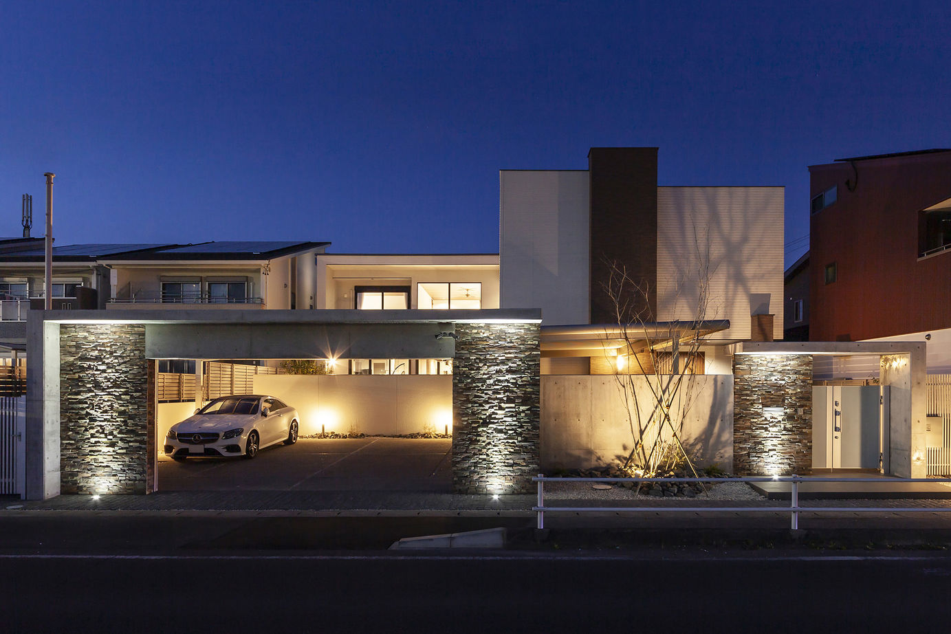 三昭堂 【愛知県/中庭/ホテルライク】豊かさとくつろぎを日常に。高級リゾートホテルのようなラグジュアリーな邸宅の建築実例画像1