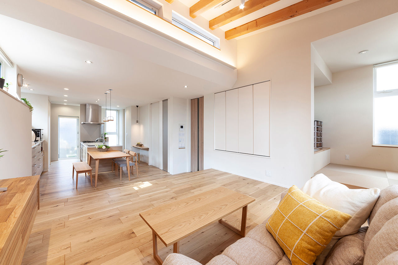 三昭堂 【一宮市】土地の高低差を活かした間取り設計。スキップフロアで縦の空間を使い開放感のあるおしゃれな実例の建築実例画像4