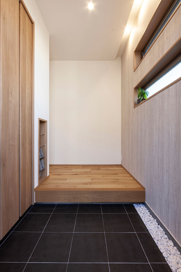 三昭堂 【名古屋市/和モダン】諦めかけた夢を実現！細かな要望も反映し、吹き抜けで家中陽光たっぷりの2階建て実例の建築実例画像3