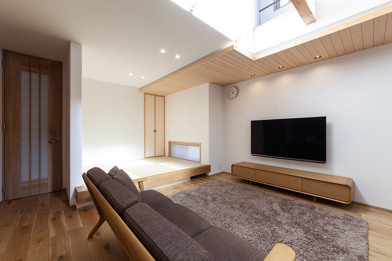 三昭堂 【名古屋市/和モダン】諦めかけた夢を実現！細かな要望も反映し、吹き抜けで家中陽光たっぷりの2階建て実例の建築実例画像4