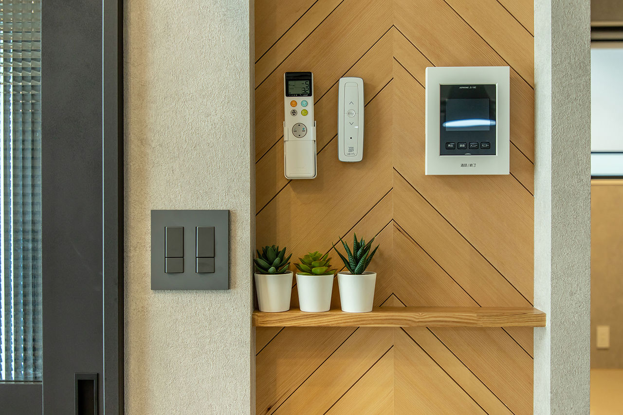 三昭堂 【愛知県/間取り図】吹き抜けではなく高天井を採用。ダウンフロアで空間の広がりをプラスしたZEH住宅の建築実例画像7