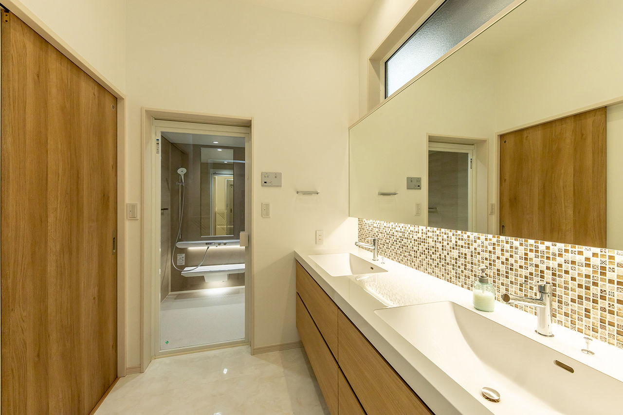 三昭堂 【愛知県/間取り図】LDKにスタディスペースを設けた、子ども4人の6人家族がお互いを感じるおしゃれな実例の建築実例画像9