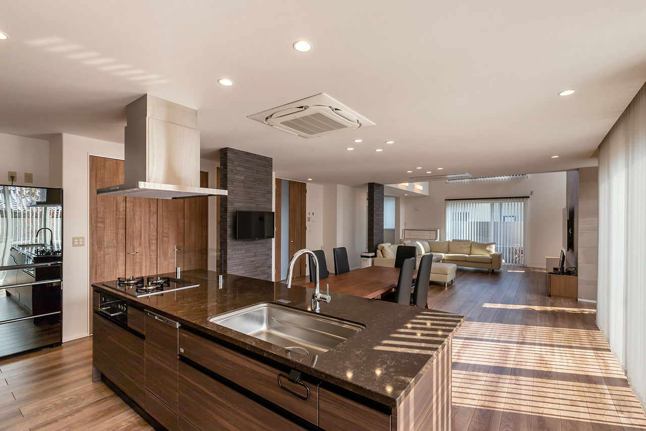 三昭堂 【愛知県/中庭/吹き抜け】建物に合わせ、ウォーターガーデンが飾る外構も任せられる確かな設計センスに感服の建築実例画像6