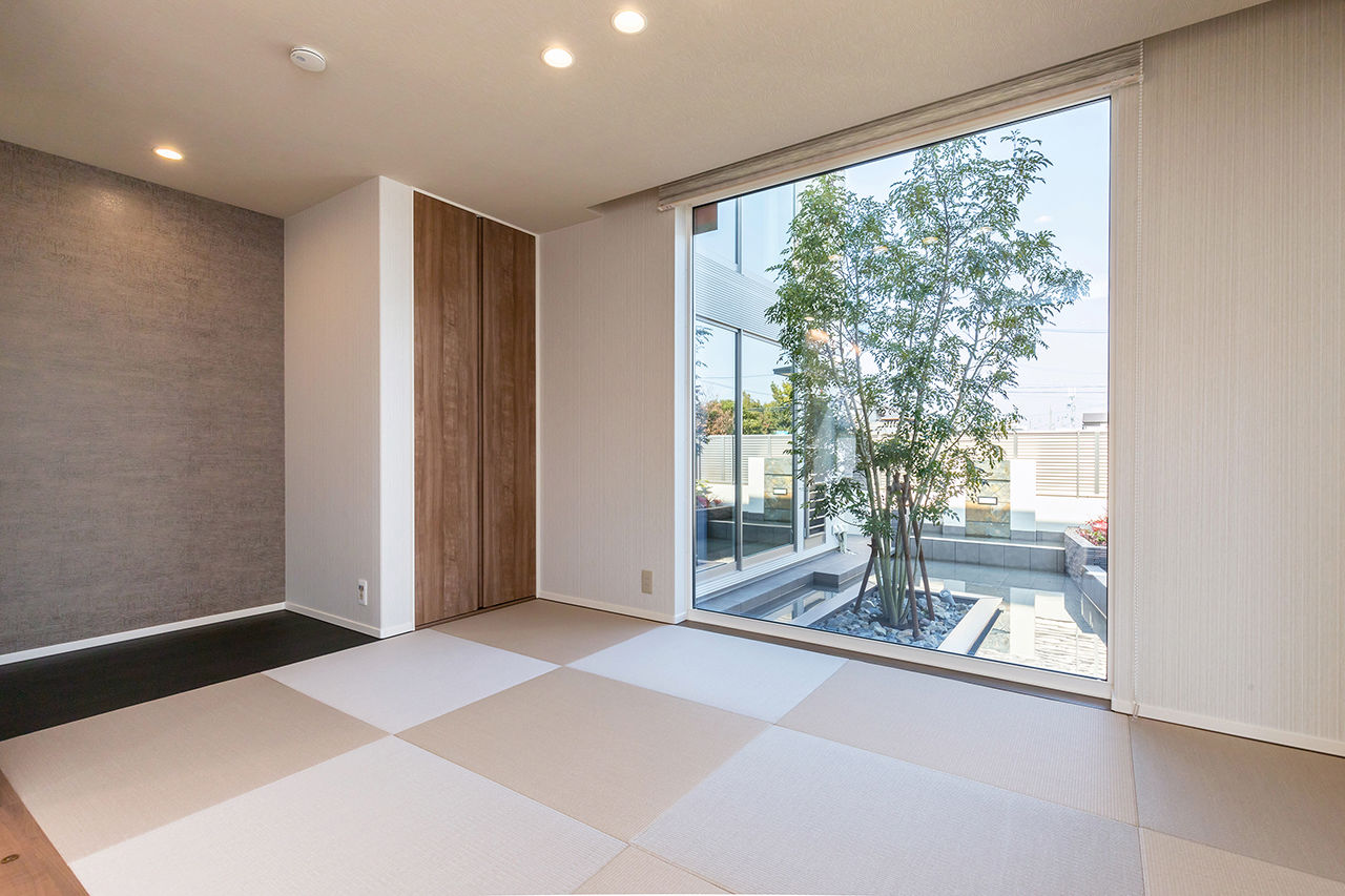 三昭堂 【愛知県/中庭/吹き抜け】建物に合わせ、ウォーターガーデンが飾る外構も任せられる確かな設計センスに感服の建築実例画像7