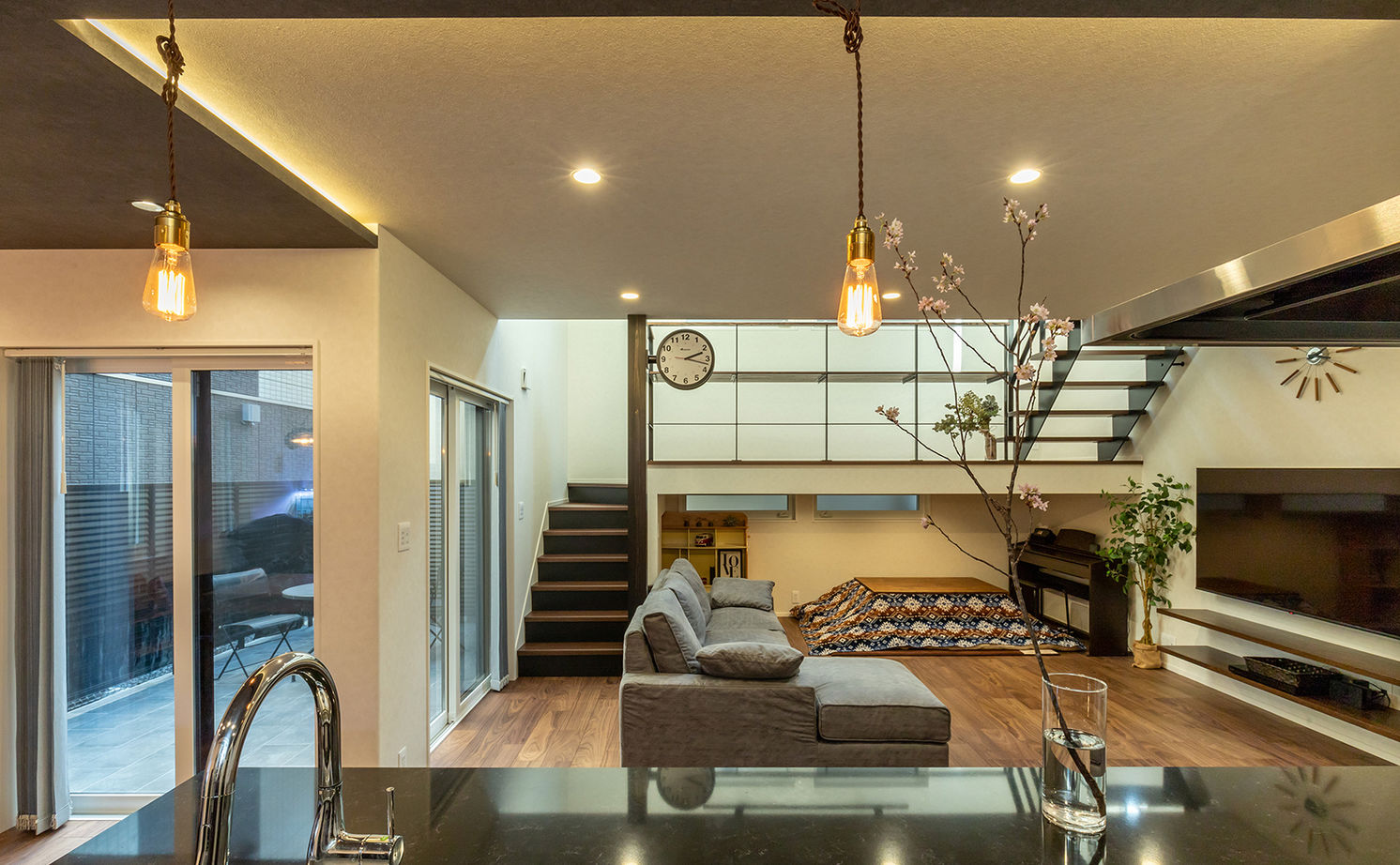 三昭堂 【北名古屋市/間取り図/2000万円台】スキップフロアで立体的な空間をデザイン。家族の居場所満載の家の建築実例画像1