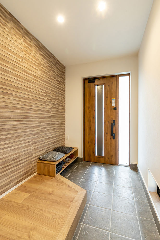 三昭堂 【愛知県知多郡/コの字型平屋/ペット】白い斜めの塗り壁がお洒落な、愛猫とも楽しく暮らす機能的な平屋の建築実例画像8