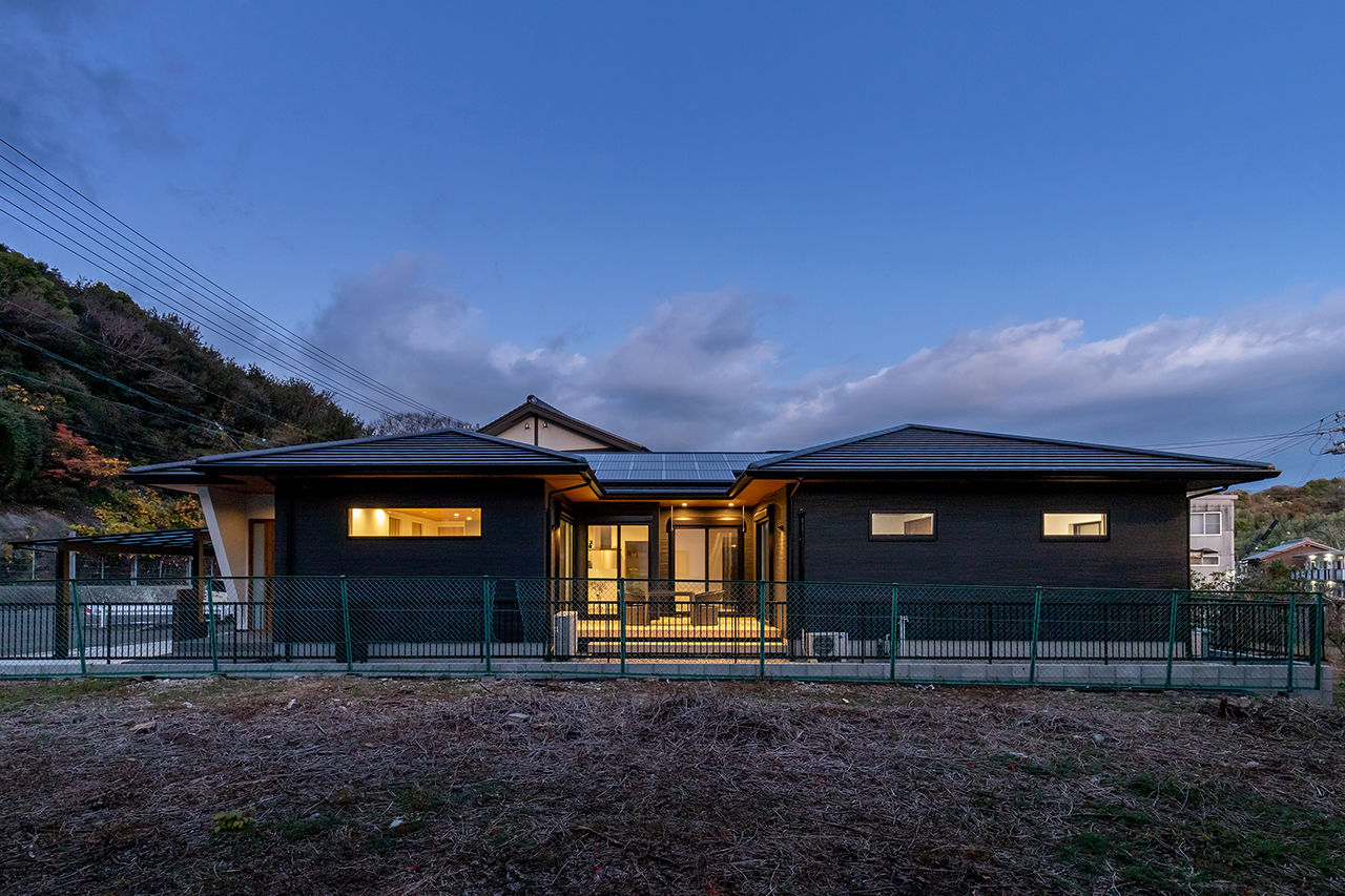 三昭堂 【愛知県知多郡/コの字型平屋/ペット】白い斜めの塗り壁がお洒落な、愛猫とも楽しく暮らす機能的な平屋の建築実例画像10