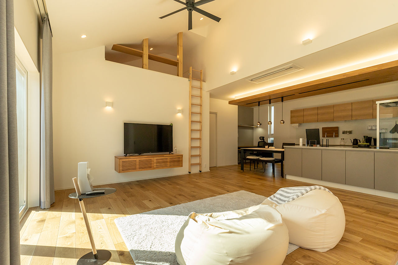 三昭堂 【一宮市/平屋/2000万円台/シアター/間取り図あり】20代夫婦が建てたロフトを備えた高天井が魅力の平屋の建築実例画像2