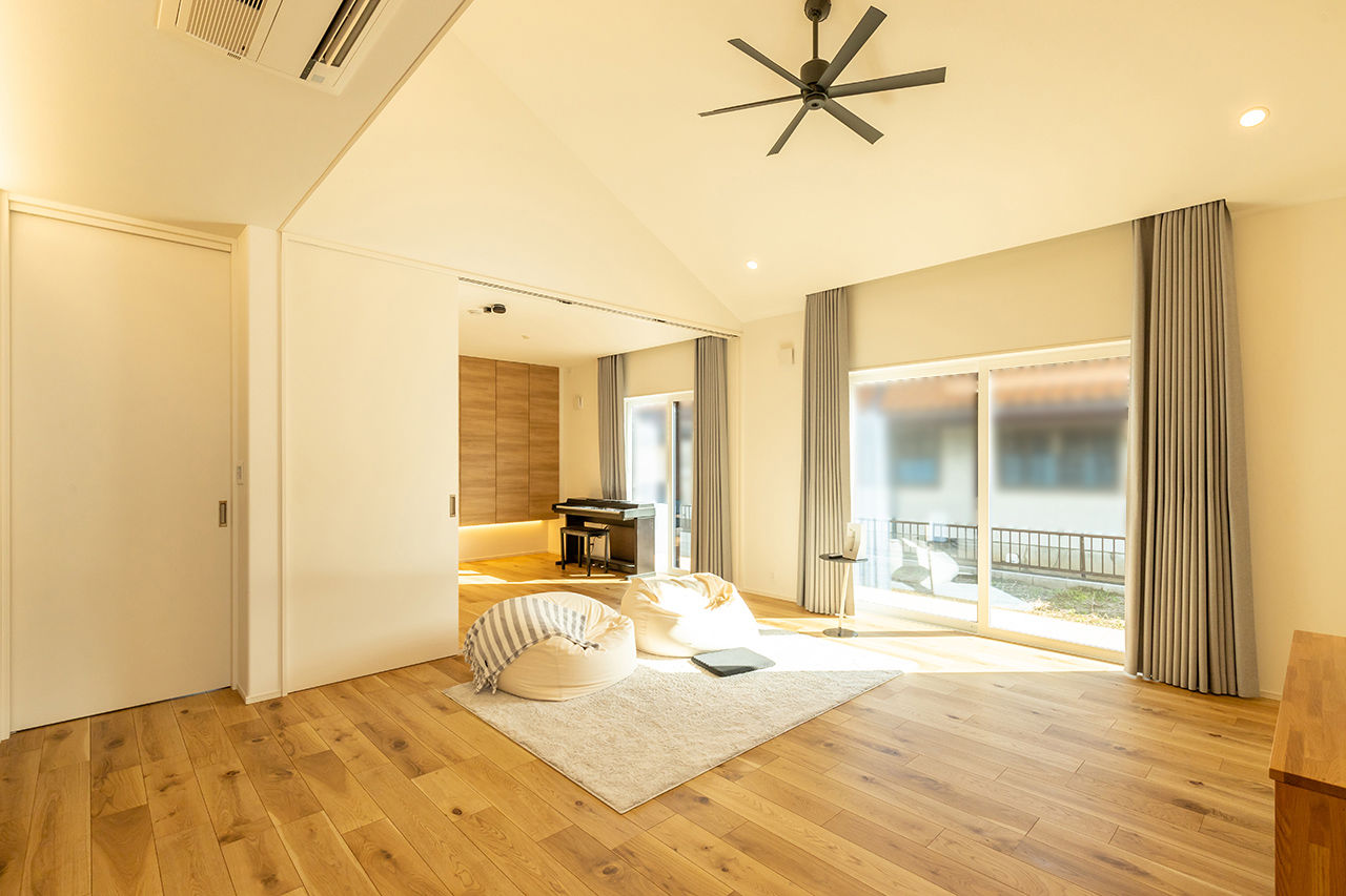 三昭堂 【一宮市/平屋/2000万円台/シアター/間取り図あり】20代夫婦が建てたロフトを備えた高天井が魅力の平屋の建築実例画像4