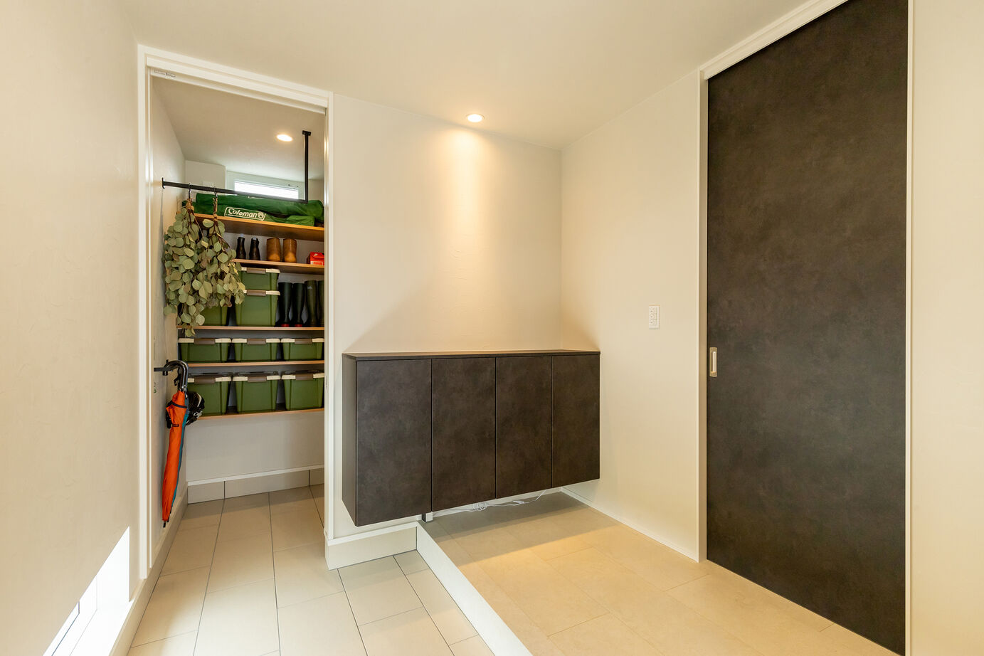 三昭堂 【春日井市/吹き抜け/ペット】プライベートバルコニーを愉しむ家の建築実例画像2