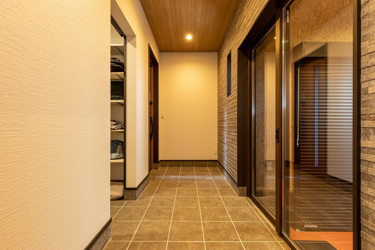 三昭堂 【弥富市/ガレージ/ダウンリビング】インナーガレージのあるLCCM住宅の建築実例画像3