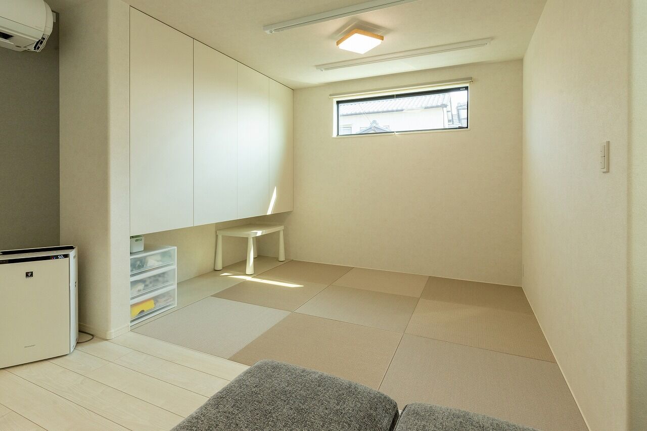 三昭堂 【稲沢市/快適動線/タタミコーナー】四角が重なるモダンな住まいの建築実例画像10