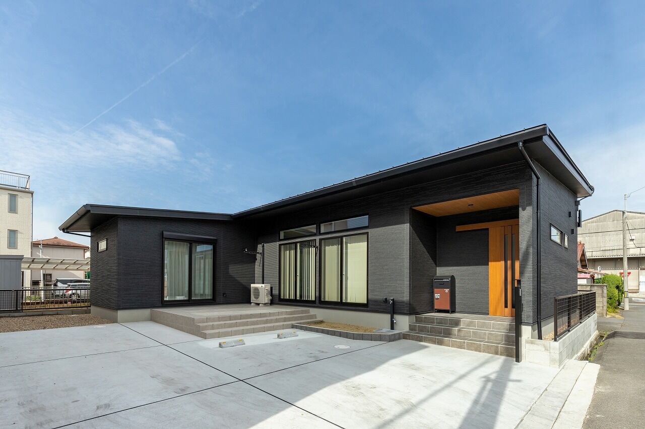 三昭堂 【津島市/L字型/キャットウォーク】愛猫と暮らす開放的でスタイリッシュな平屋の建築実例画像2