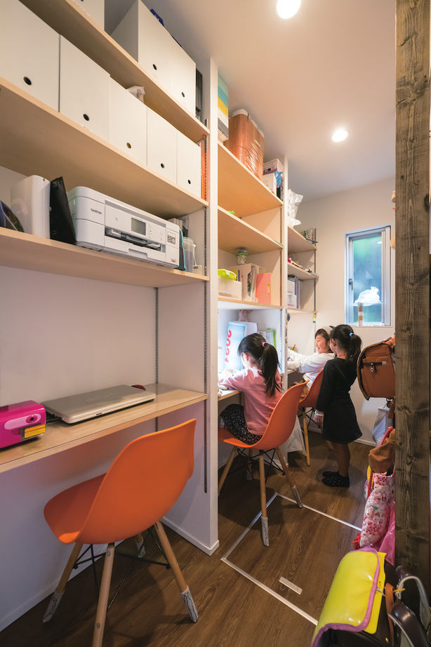 ビクトリーホーム 【2204万円/吹き抜け/間取り図 】可変性のある間取り。ライフスタイルや子どもの成長に寄り添う注文住宅の建築実例画像2