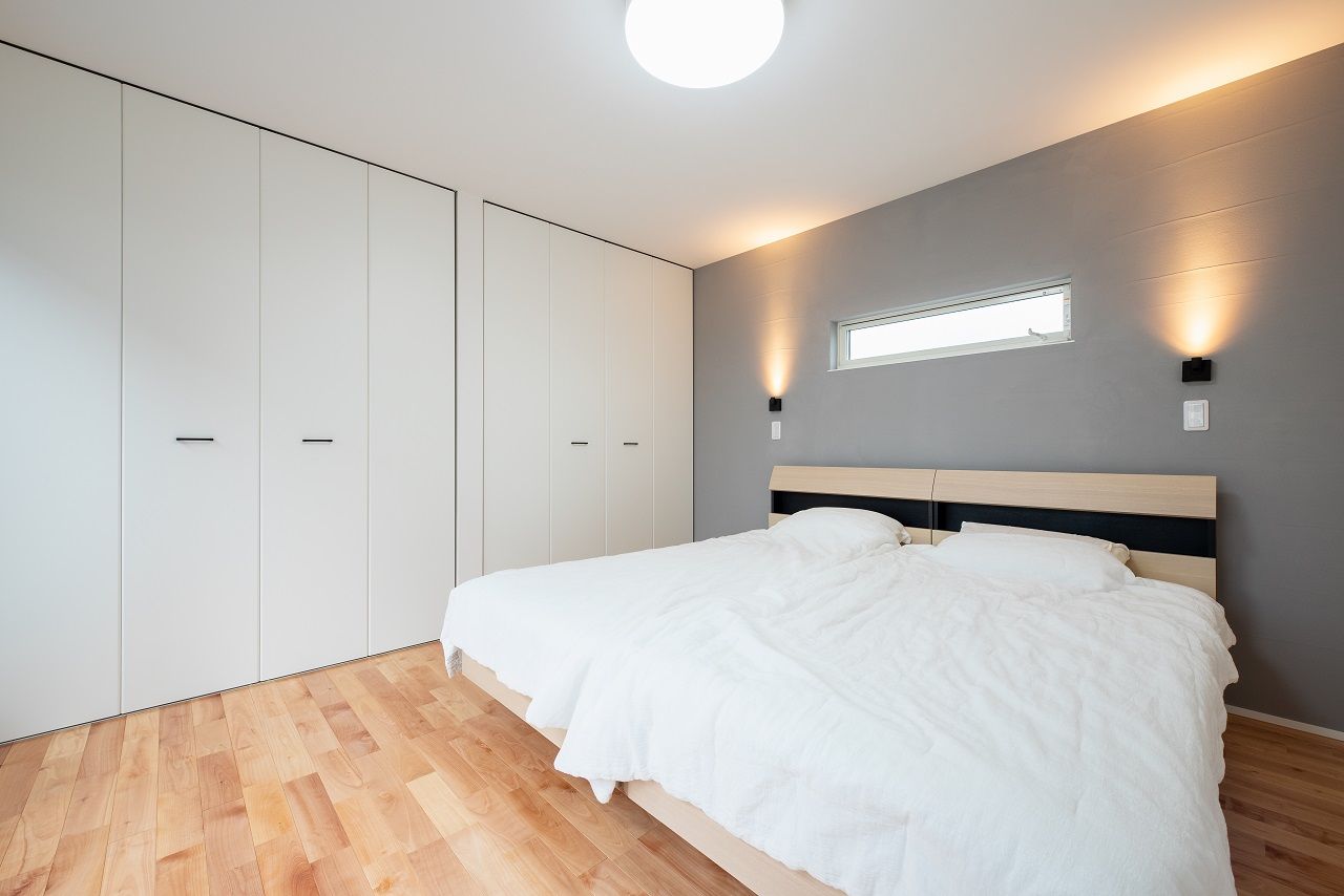 ビクトリーホーム 【2800万円台/吹き抜け/小上がり/ビルトインガレージ】素足で暮らしたくなる無垢×ガルバリウムの注文住宅の建築実例画像6