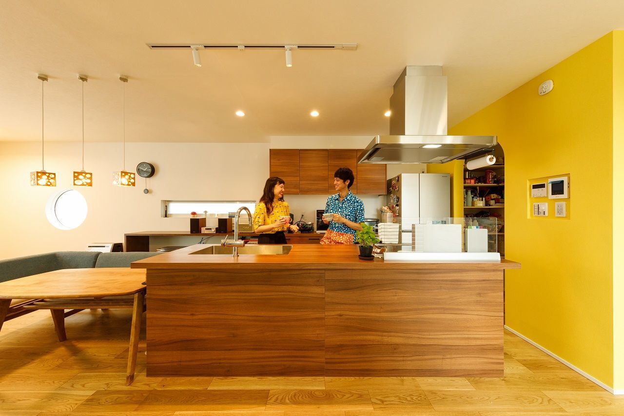 ビクトリーホーム 【2000万円台/キャットドア/バルコニー】猫と暮らす。広いリビングと吹き抜けの中庭がある開放的な注文住宅の建築実例画像4