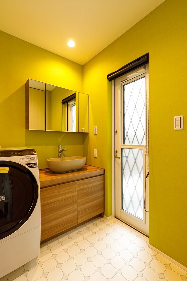 ビクトリーホーム 【2000万円台/キャットドア/バルコニー】猫と暮らす。広いリビングと吹き抜けの中庭がある開放的な注文住宅の建築実例画像9