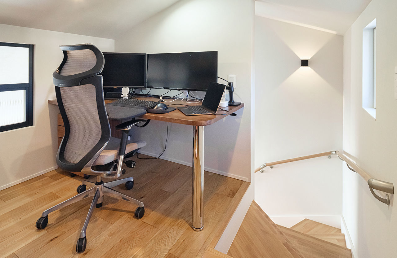 ビクトリーホーム 【2283万円/ロフト/充実収納/間取り図】家事をスムーズにする設計と勾配天井によるのびやかな2階LDKの家の建築実例画像6